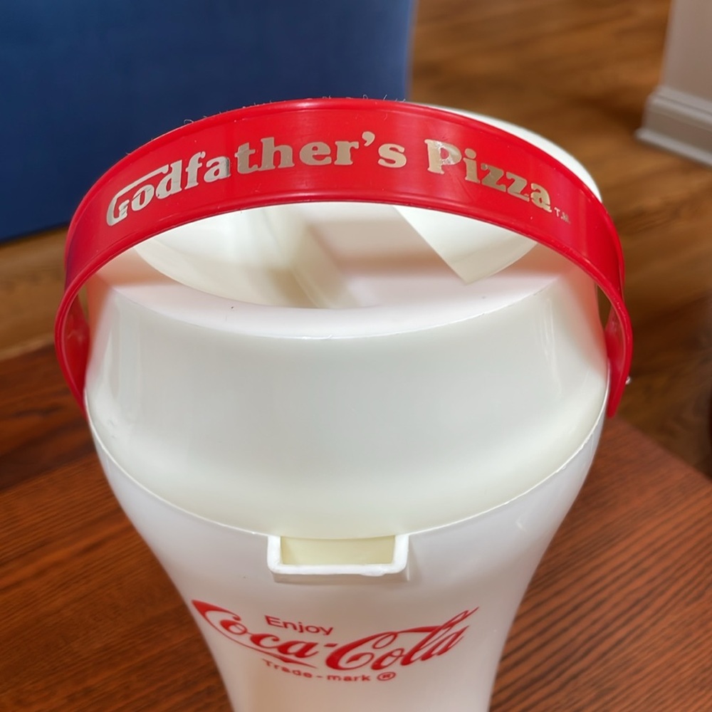 Vintage 80s Coke White Plastic Pitcher Red Handle Coca Cola Godfather’s Pizza - Picture 5 of 5